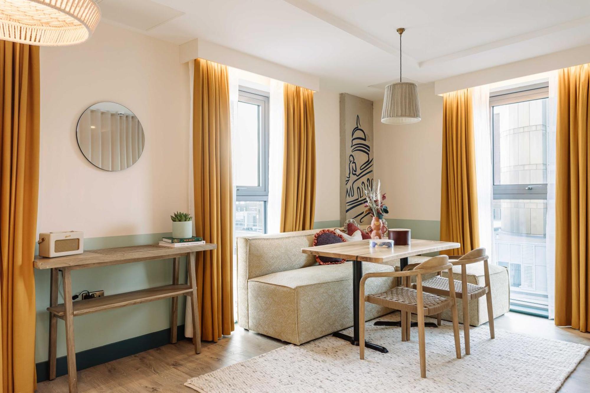 Room2 Belfast Hometel Eksteriør bilde